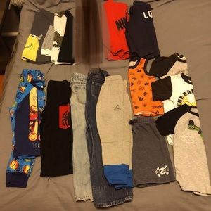 Boys 4T-5T BUNDLE Play Clothes and Pajamas